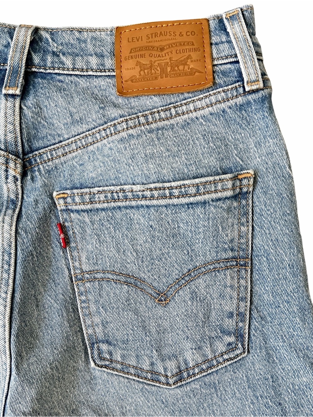 Levi’s Premium 70s High Flare Jeans 26 Light Wash Distressed Denim - Picture 8 of 13